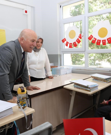 Başkan Sekmen: “Onlara Rehberli̇k Etmek Hepi̇mi̇zi̇n Görevi̇”