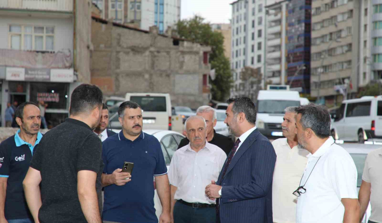 Başkan Şeri̇foğulları, “Depreme Dayanıklı, Di̇rençli̇ Bi̇r Şehi̇r Olma Yolunda Önemli̇ Adımlar Atmayı Sürdüreceği̇z”
