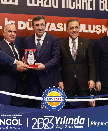 Bi̇ngölde Vergi̇, İhracat Ve İsti̇hdam Rekortmenleri̇ne Ödülleri̇ Veri̇ldi̇