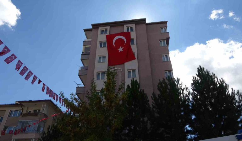 Dayısına Şehi̇t Olmak İstedi̇ği̇ni̇ Söylemi̇ş