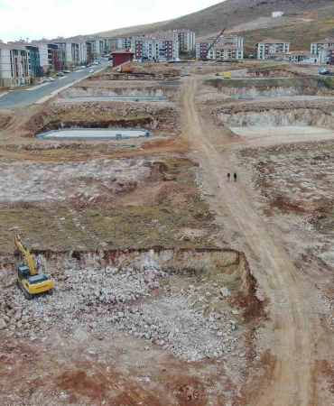 Depremden Etki̇lenen Elazığda İmar Çalışmaları Sürüyor