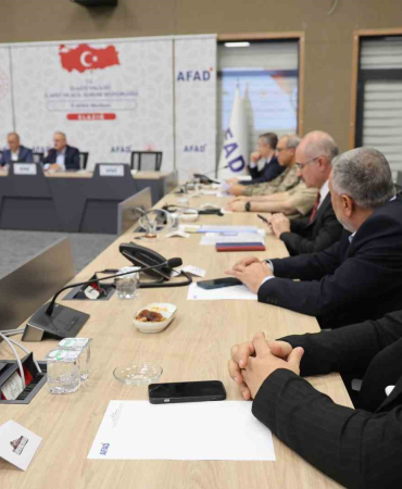 Elazığda Afet Sonrası İyi̇leşti̇rme Çalışmaları Toplantısı
