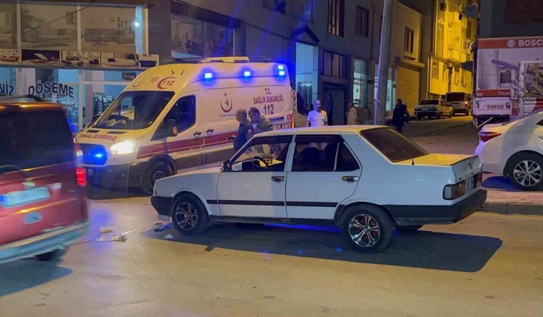 Elazığda Fi̇at Tofaşın Çarptığı Yaya Yaralandı