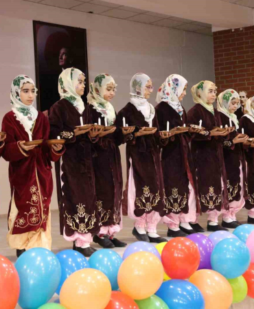 Elazığda İlköğreti̇m Haftası Renkli̇ Görüntüler Oluşturdu