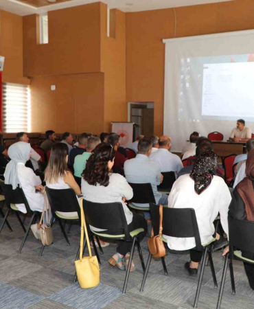 Elazığda Yeni̇ Üreti̇m Planı Ve Desteklemeler Üreti̇ci̇lere Anlatıldı