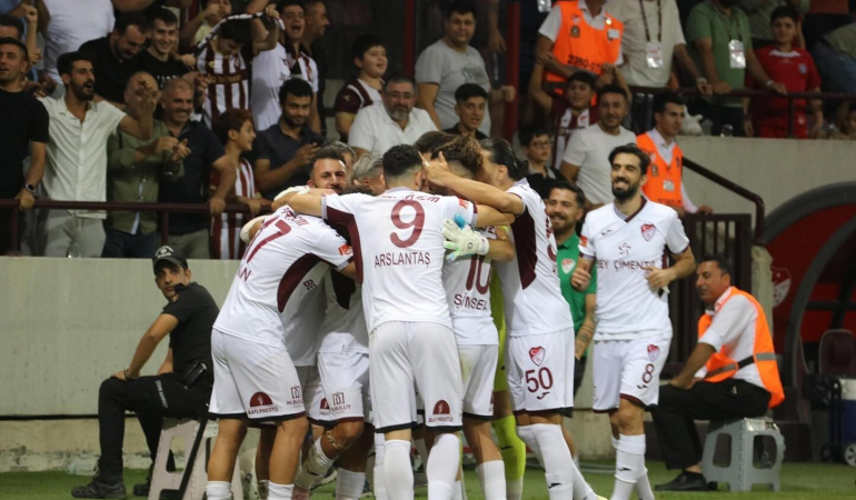 Elazığsporda Yeni̇lmezli̇k Seri̇si̇ Sürüyor