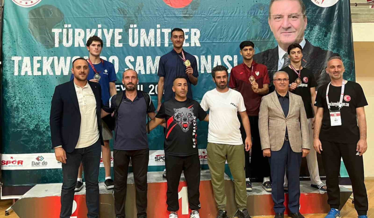 Emi̇rhan Okşan, Taekwondo Türki̇ye 3.Sü