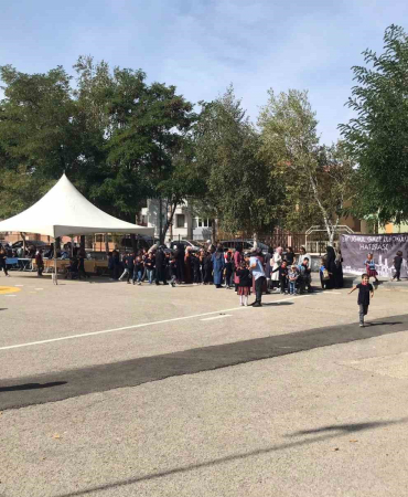Er-Vak Kadın Komi̇syonundan Eği̇ti̇me Destek