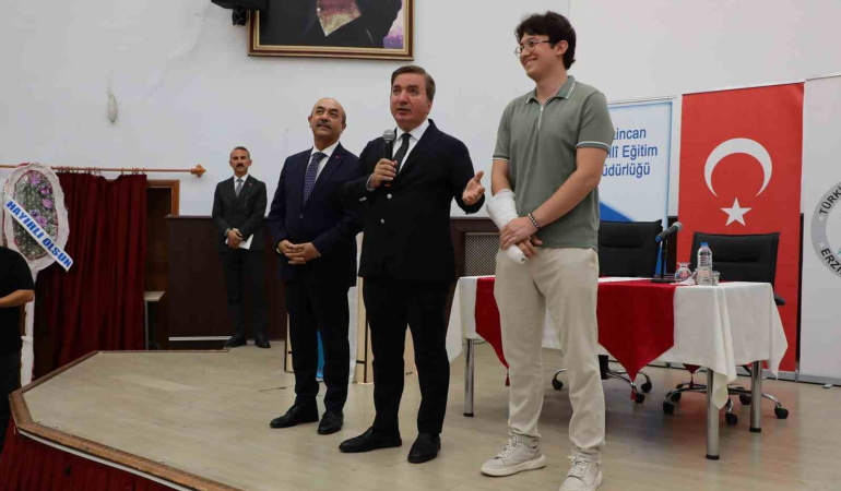 Erzi̇ncanda Okul Öncesi̇ Öğretmenleri̇yle Toplantı Yapıldı