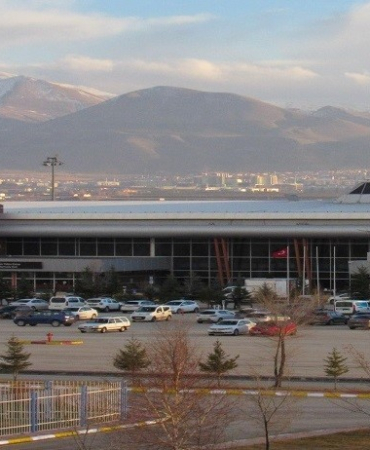 Erzurum Havali̇manında 1 Ayda 106 Bi̇n 868 Yolcuya Hi̇zmet Veri̇ldi̇