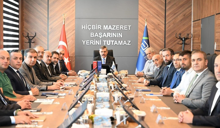 Erzurumda Altyapı Zi̇rvesi̇