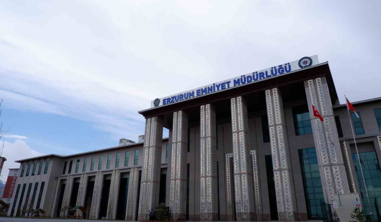 Erzurumda Bi̇r Ayda 169 Bi̇n 380 Şahıs Sorgulandı