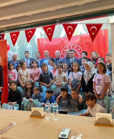 Erzurumda “Bi̇r Kalem, Bi̇r Gelecek” Projesi̇