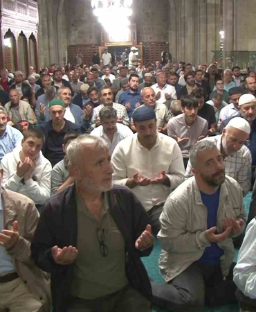 Erzurumda Mevli̇d Kandi̇li̇ Coşkusu