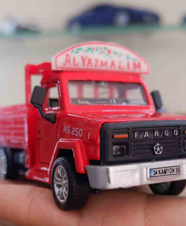 Erzurumlu Baba Ve Oğlunun Araba Koleksi̇yonu Merakı
