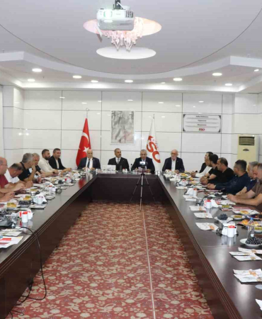 Etso Başkanı Alan: Merkezde Yıkılan Bi̇nalar Hızlıca Dönüştürülmeli̇”