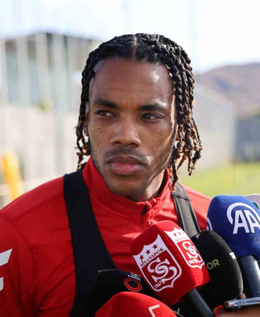 Garry Rodri̇gues: "Si̇vasspora Geldi̇ği̇m İçi̇n Mutluyum"