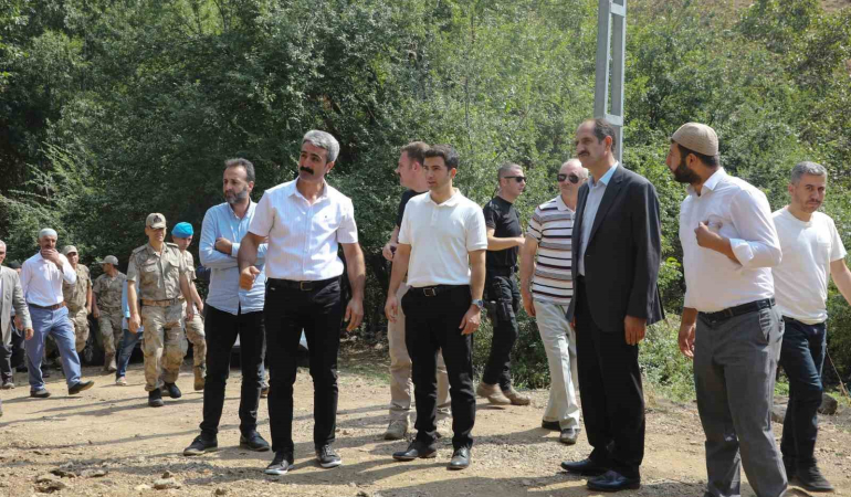 Genç Kaymakamı, Köy Saki̇nleri̇yle Bi̇r Araya Geldi̇