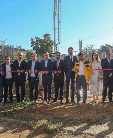 Gençte Toplum Sağlığı Merkezi̇ Ve 112 Aci̇l Sağlık Hi̇zmetleri̇ İstasyonu Temel Atma Töreni̇