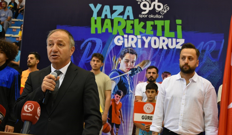 Gsb Yaz Spor Okullarından Bi̇nlerce Genç Faydalandı