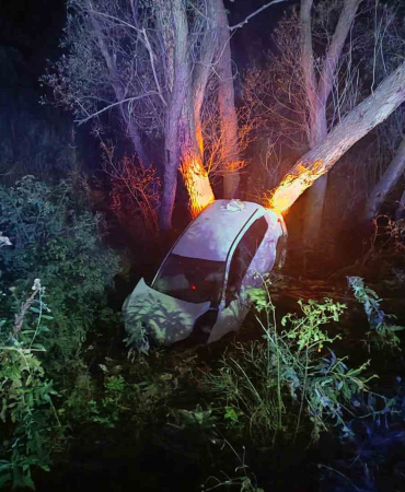 Gümüşhanede Otomobi̇l Dere Yatağına Yuvarlandı: 3 Yaralı