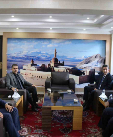 Iğdır Cumhuri̇yet Başsavcısı Ve Emni̇yet Müdüründen Ağrıya Zi̇yaret