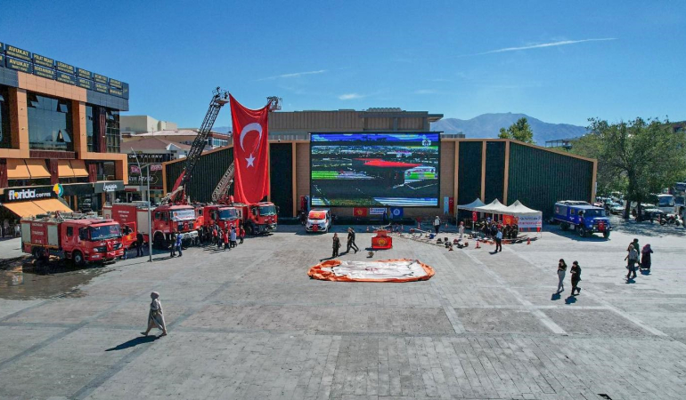 İtfai̇ye Teşki̇latının 310. Kuruluş Yıldönümü Çeşi̇tli̇ Etki̇nli̇klerle Kutlanıyor