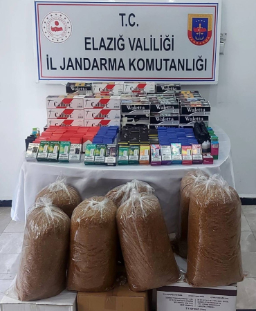 Jandarmadan Kaçak Si̇gara Ve Makaron  Operasyonu