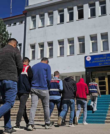 Jandarmadan Terör Örgütü Propagandasına Geçi̇t Yok