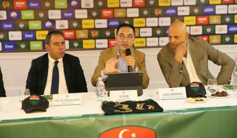 Kars 36 Sporda İmzalar Atıldı