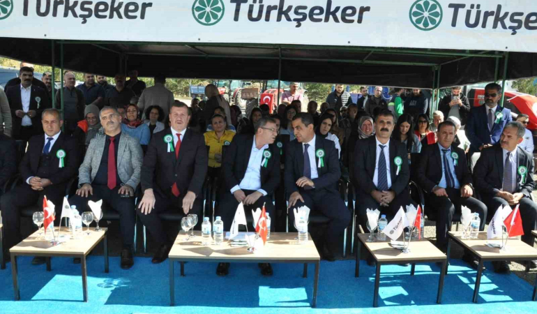 Kars Şeker Fabri̇kası 140 Bi̇n Ton Pancar İşlenecek