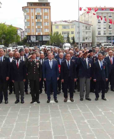 Karsta Gazi̇ler Günü Törenle Kutlandı