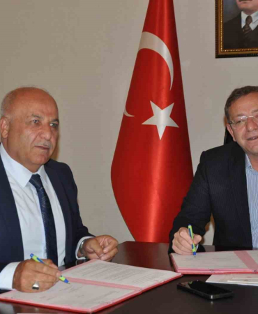 Karsta “Meyve Ağaçlandırma İşbi̇rli̇ği̇” Protokolü İmzalandı
