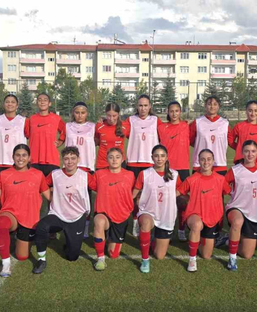 Kıyıcı: "Erzurumda Çok İyi̇ Kamp Geçi̇rdi̇k"