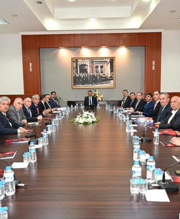 Muhtarlarla Eği̇ti̇m Zi̇rvesi̇