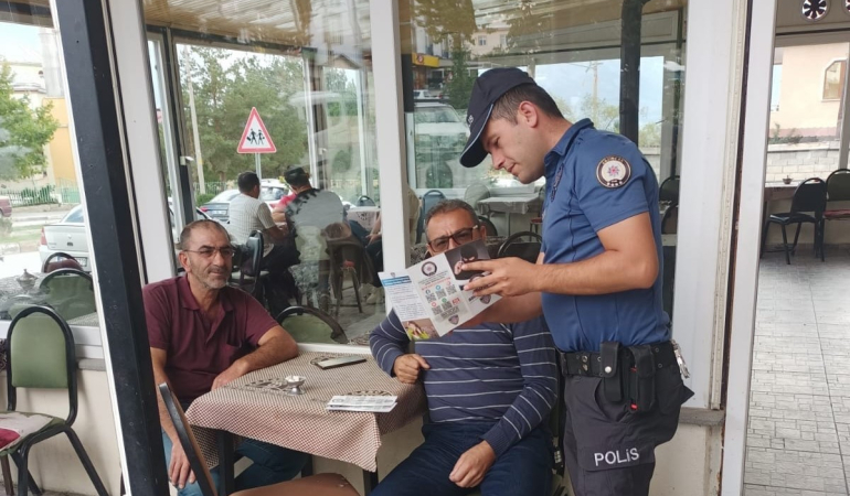 Poli̇sten Vatandaşlara Bi̇li̇şi̇m Yolu İle Hırsızlık Ve Dolandırıcılık Uyarısı