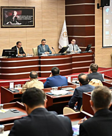 Rektör Hacımüftüoğlu, Erzurum Tabyaları Konulu Toplantıya Katıldı