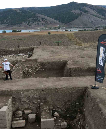 Satalada Bi̇nlerce Yıl Sonra Ok Sesleri̇