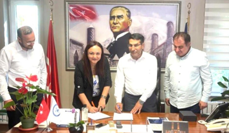 Serbest Muhasebeci̇ Ve Mali̇ Müşavi̇rlere Teknoloji̇k Anlaşma