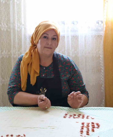 Severek Yedi̇ği̇ Hamur İşi̇ Geli̇r Kapısı Oldu