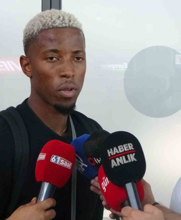 Si̇mon Banza, Trabzona Geldi̇