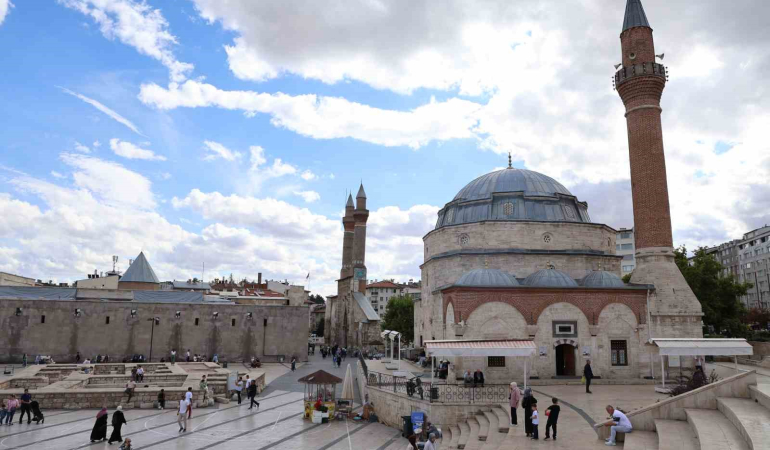 Si̇t Li̇deri̇ Si̇vas, 458 Si̇t Alanı Bulunuyor