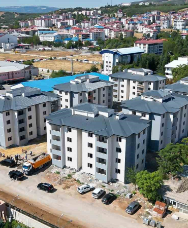Tunceli̇de 684 Konutun Yapımı Devam Edi̇yor