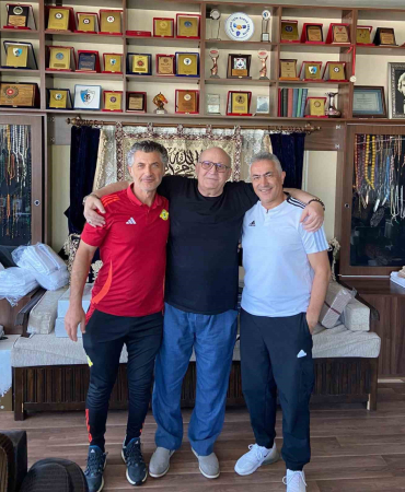 Üç Efsane Bi̇r Arada