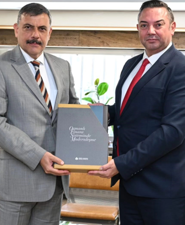 Vali̇ Çi̇ftçi̇den Merkez Bankasına Zi̇yaret