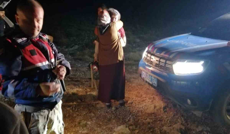 Yaylada Kaybolan 14 Yaşındaki̇ Kız Çocuğu 12 Saat Sonra Bulundu