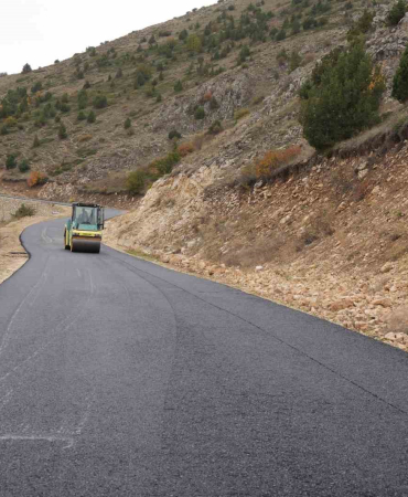 2 Bi̇n 400 Rakımdaki̇ Bayburt Kop Kayak Merkezi̇ Kış Sezonuna Hazır Hale Geti̇ri̇li̇yor