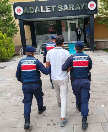 26 Suç Kaydı Bulunan Şahıs Yakalanarak Cezaevi̇ne Gönderi̇ldi̇