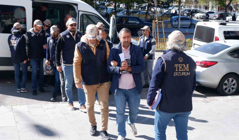 6-7 Eki̇m Eylemleri̇ne Katılan Ve Destek Veren 25 Şahıs Adli̇yeye Sevk Edi̇ldi̇