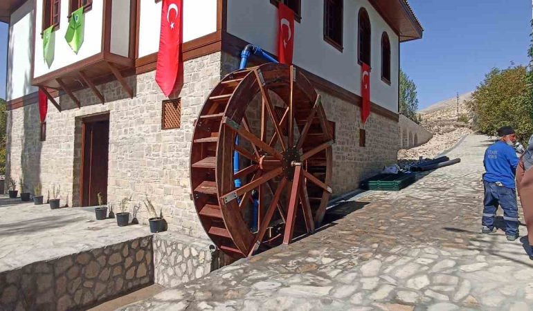 6 Asırlık Somuncu Baba Deği̇rmeni̇ Restore Edi̇ldi̇